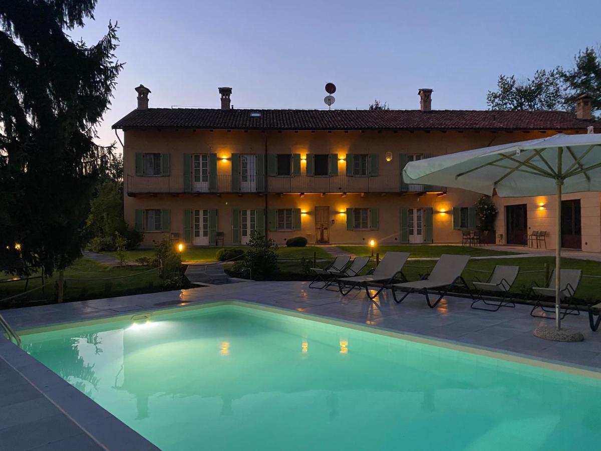 Sangrato 1883 Villa Monteu Roero ภายนอก รูปภาพ